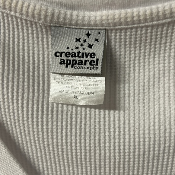 Oklahoma State Cowboys ladies, V-neck T-shirt, heavy net size XL gently used - Picture 2 of 5